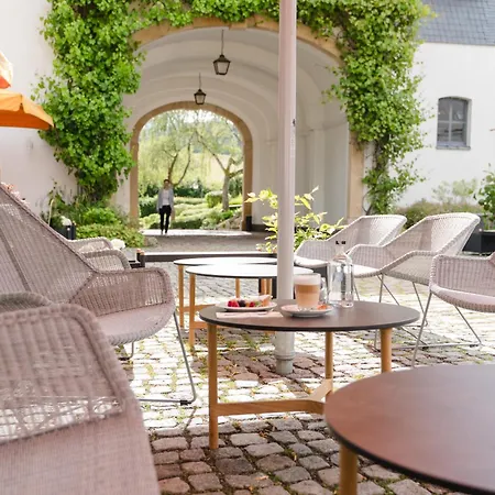 Hofgut Georgenthal 4*