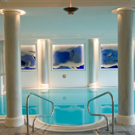 Hotel Hofgut Georgenthal 4*