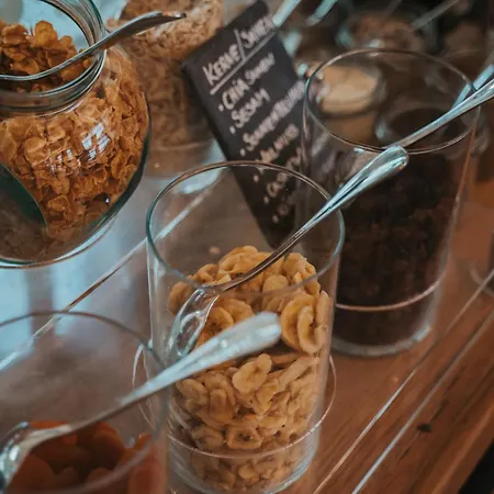 فندق Hofgut Georgenthal 4*