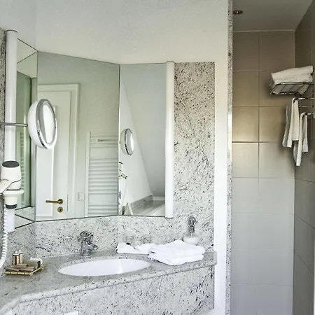Hotel Hofgut Georgenthal 4*