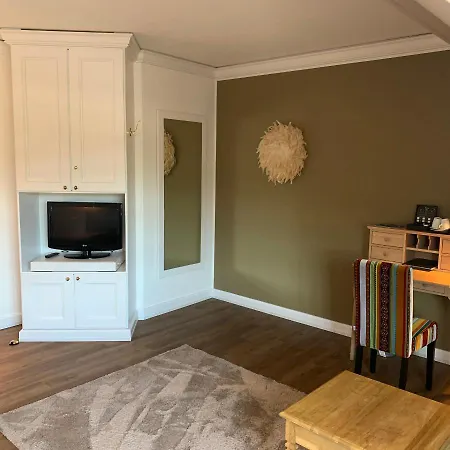 فندق Hofgut Georgenthal 4*